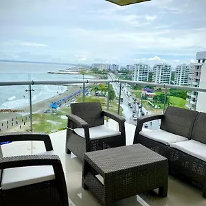 Con Espectacular Vista Al Oceano Apartamento