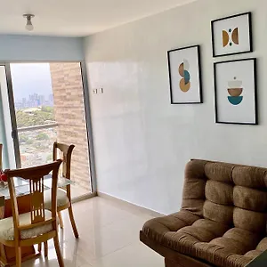 En Cartagena, Entero Y Amueblado Apartamento